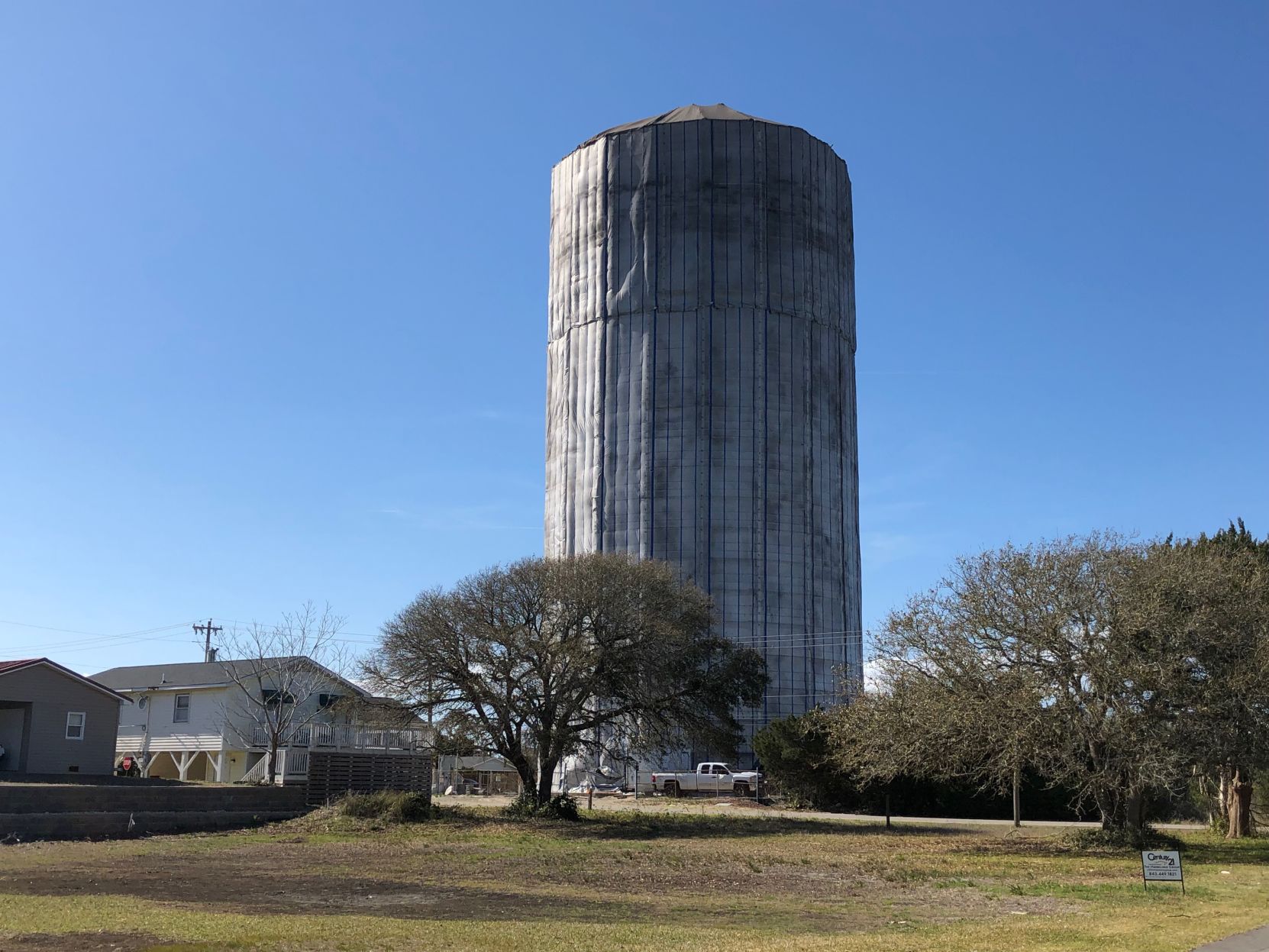 Cherry Grove water tower work